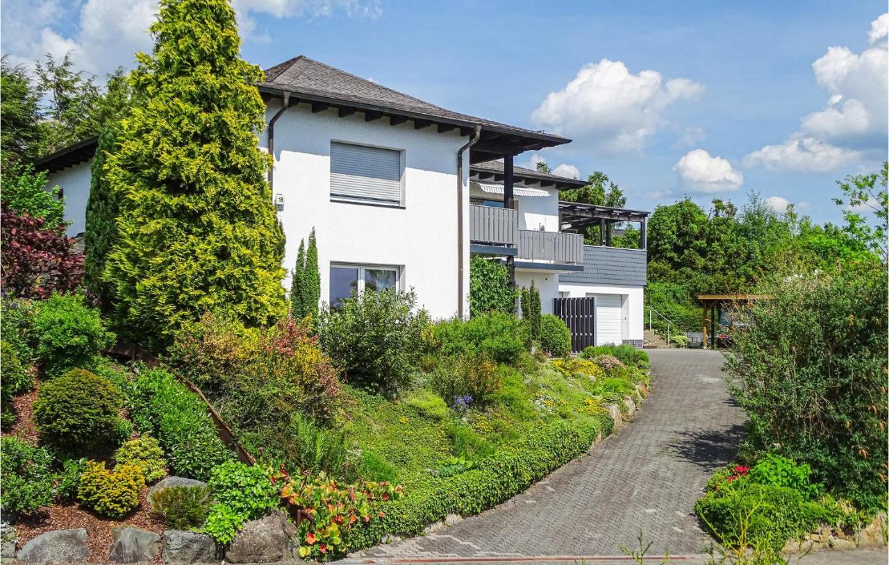 Beautiful Apartment In Dillenburg With Kitchen מראה חיצוני תמונה
