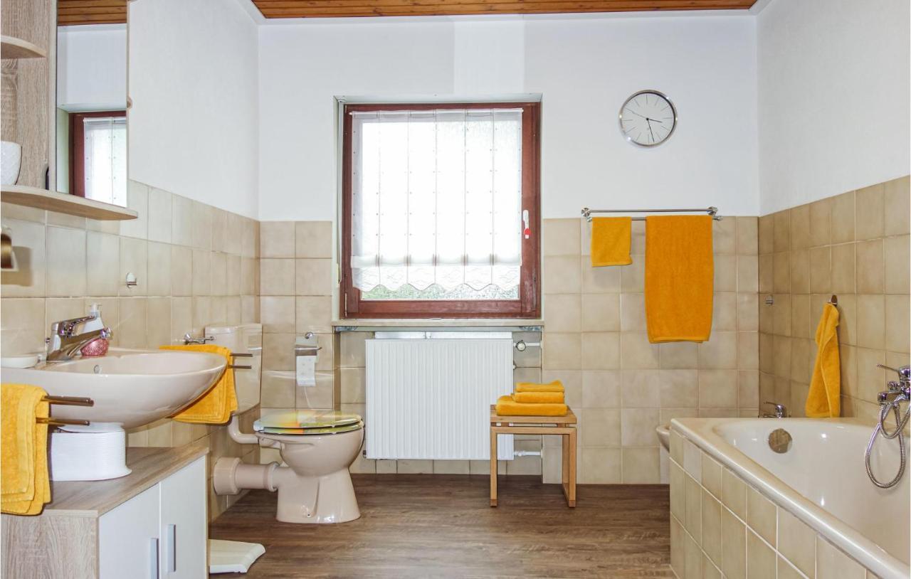 Beautiful Apartment In Dillenburg With Kitchen מראה חיצוני תמונה