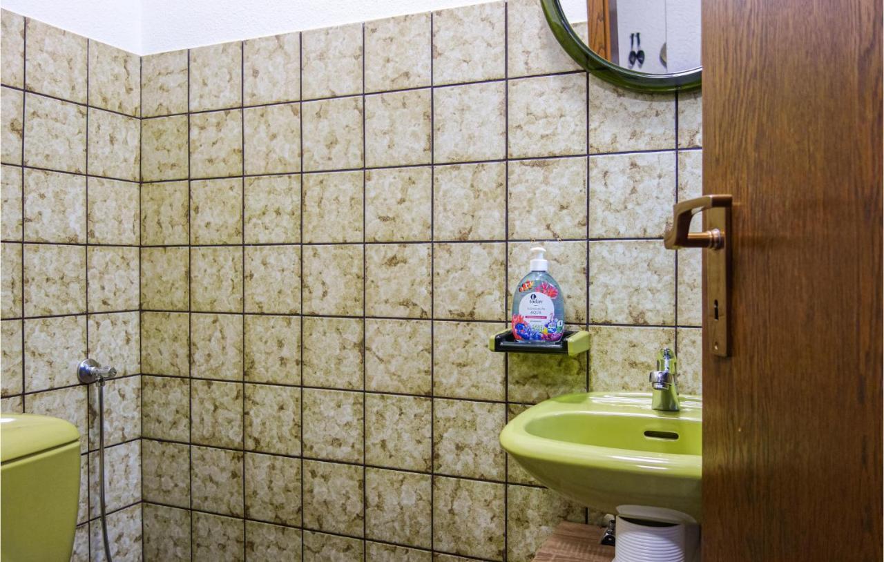 Beautiful Apartment In Dillenburg With Kitchen מראה חיצוני תמונה